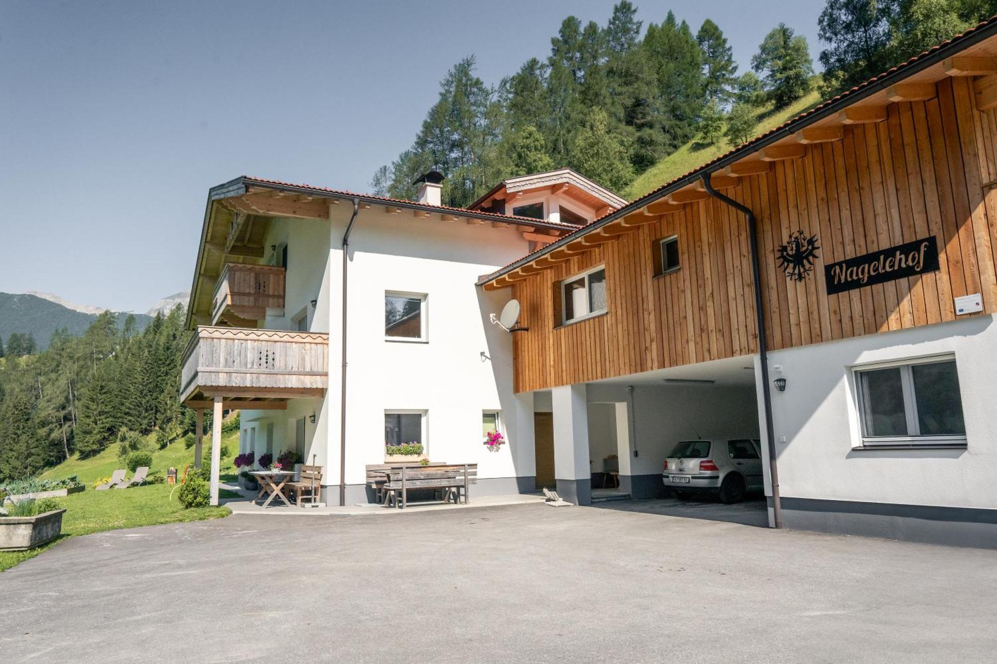 Nagelehof Apartment Blaser Navis Eksteriør bilde